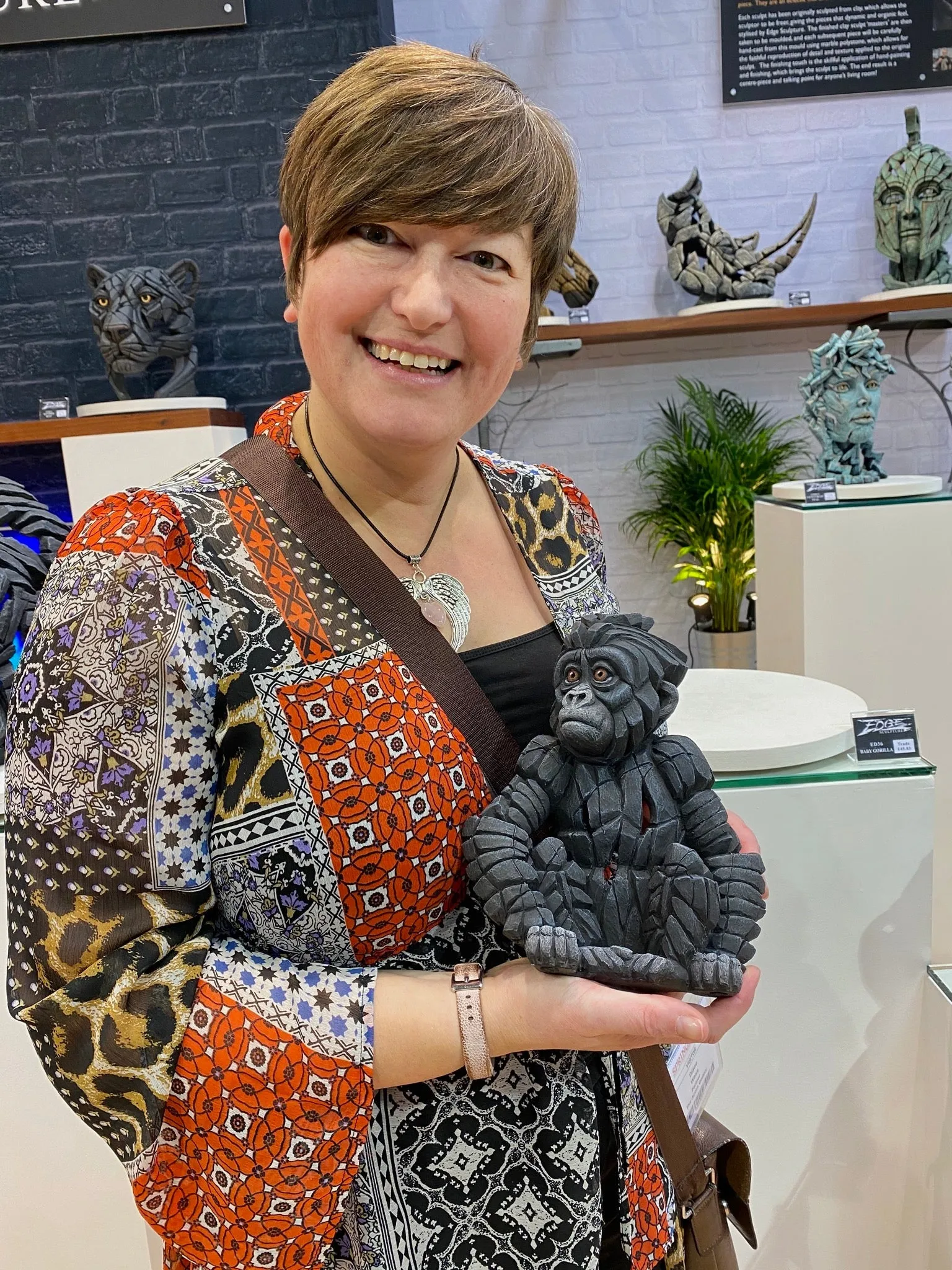Baby Gorilla by Edge Sculpture