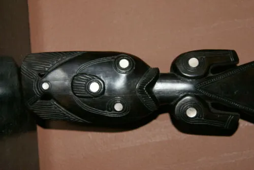 South Pacific Art Trobriand Mother Of Pearl Salty Crocodile Ebony Carving 1A51