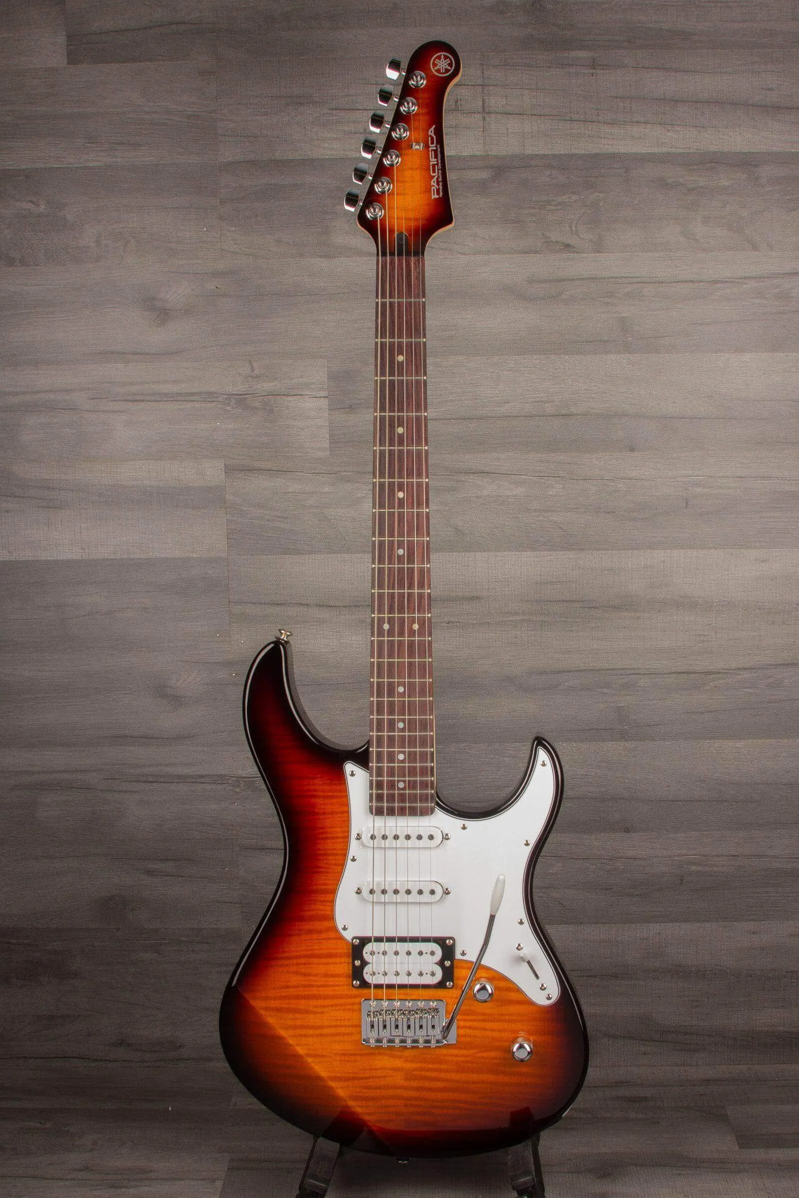 Yamaha Pacifica 212V FM TBS