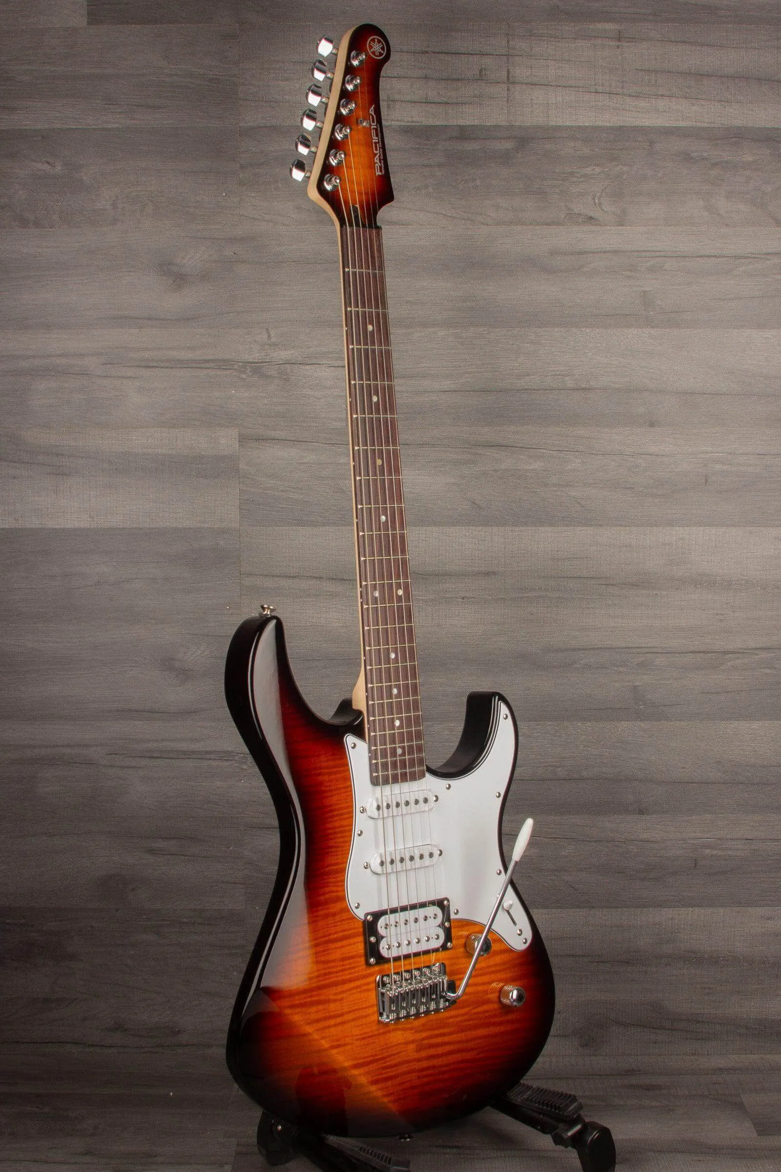 Yamaha Pacifica 212V FM TBS
