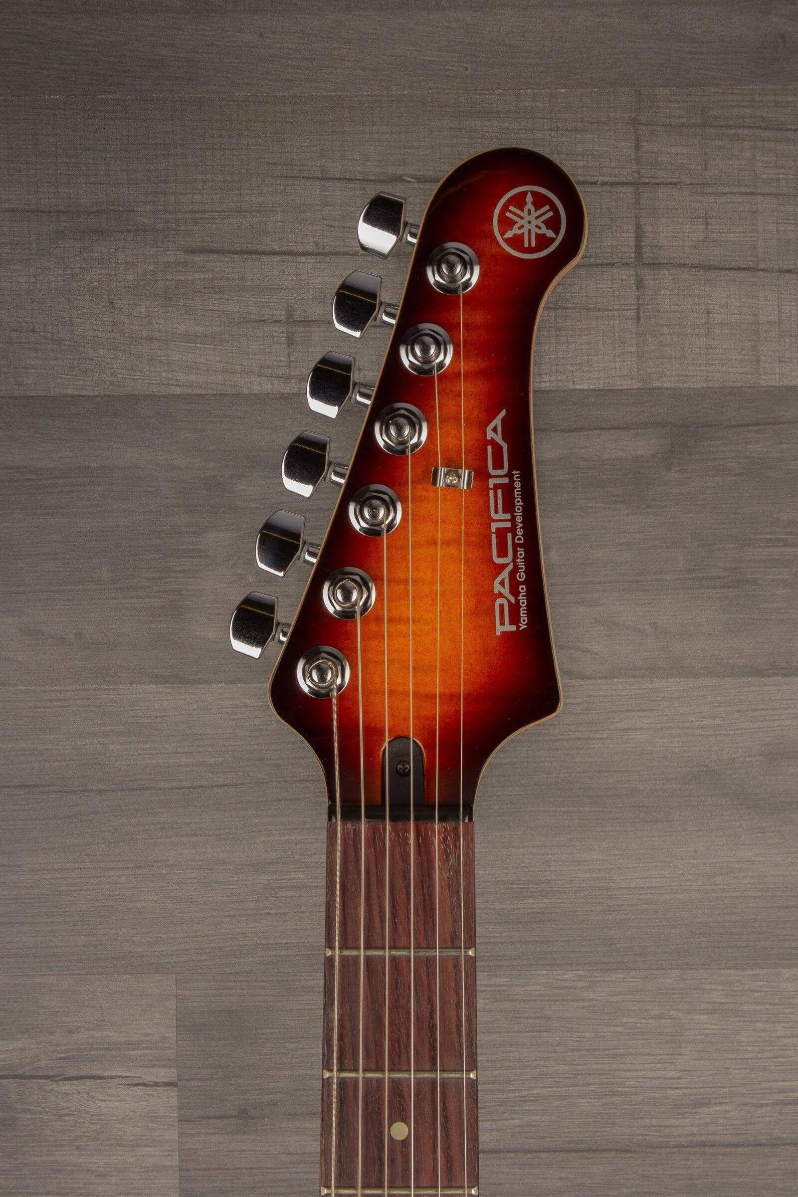 Yamaha Pacifica 212V FM TBS